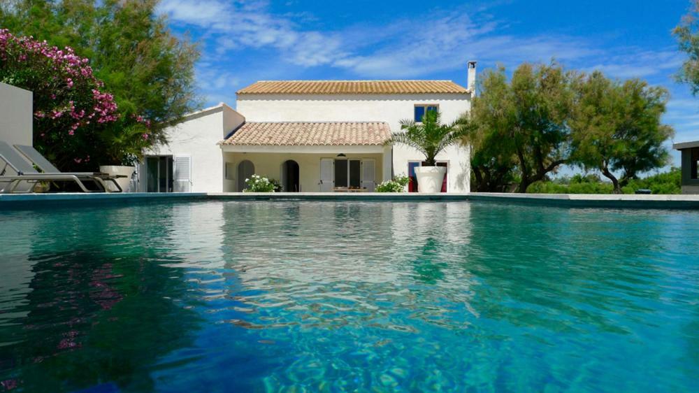 Mas Des Cabidoules Bed & Breakfast Saintes-Maries-de-la-Mer Ngoại thất bức ảnh